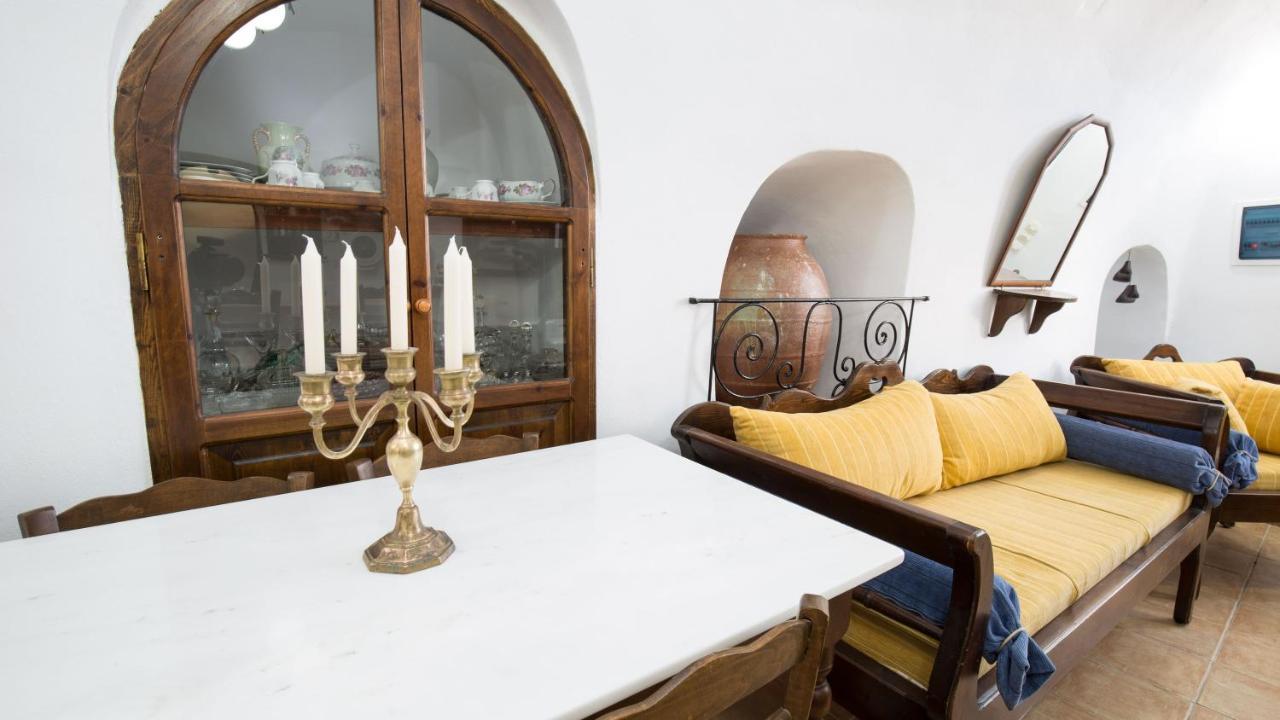 Appartement Mylopetres à Oia  Extérieur photo