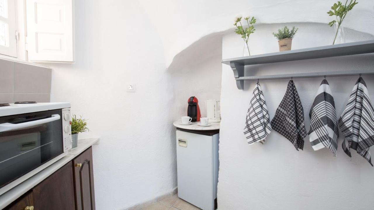 Appartement Mylopetres à Oia  Extérieur photo